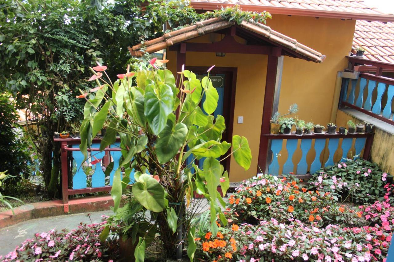 Pousada Aconchego da Valdirene Lavras Novas Exterior foto