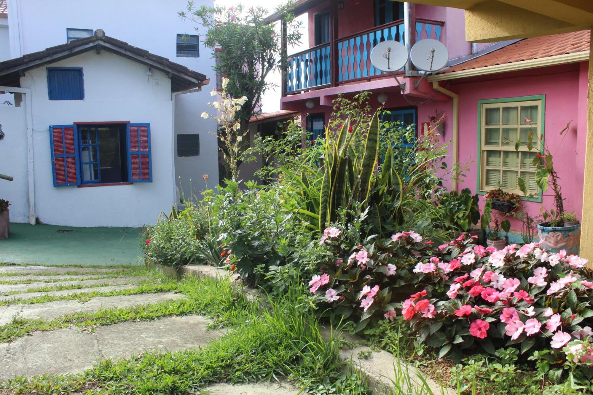 Pousada Aconchego da Valdirene Lavras Novas Exterior foto